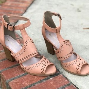 Never Worn Peachy Nude Cutout Heeled Sandals